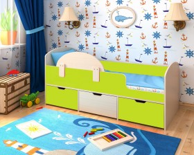 Кровать Малыш-мини с бортиком Дуб молочный/Лайм в Новосибирске - katalogmebeli.com | фото