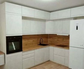 Модульная кухня Бруклин 2.4 x 2 м (Бетон белый) в Новосибирске - katalogmebeli.com | фото 15